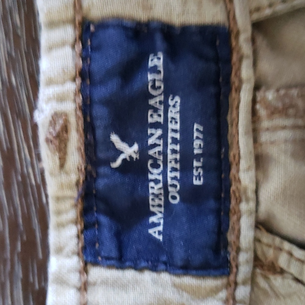 American Eagle Outfitters Khaki Shorts - Picture 5 of 10